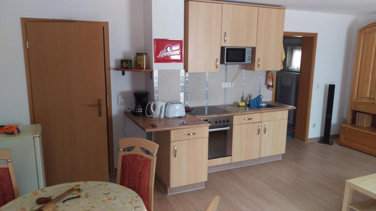 Ferienwohnung Fliederweg Suhl Extérieur photo